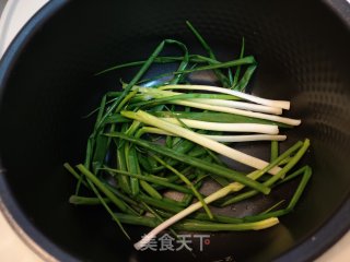 电饭锅鸡腿????的做法步骤：3