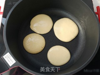 香蕉松饼的做法步骤：11