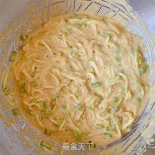 角瓜鸡蛋饼的做法步骤：4