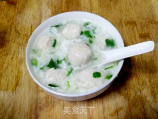 荠菜鱼丸粥的做法步骤：4