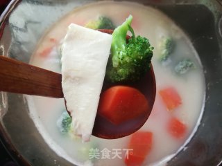 骨汤煮时蔬的做法步骤：16
