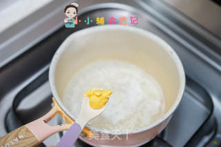 7个月以上蛋黄西蓝花粒粒面的做法步骤：9