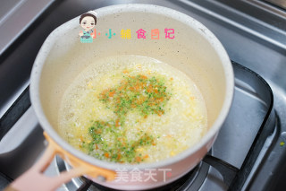 7个月以上蛋黄西蓝花粒粒面的做法步骤：10