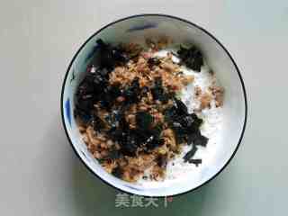 海苔肉松条的做法步骤：2