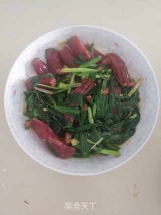 韭菜炒腊肠的做法步骤：7