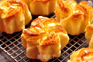 星形椰蓉面包（汤种）的做法步骤：16