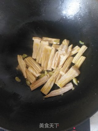 蚝油腐竹的做法步骤：4