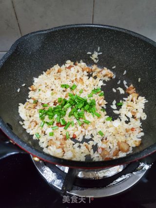 鳗鱼炒饭的做法步骤：7