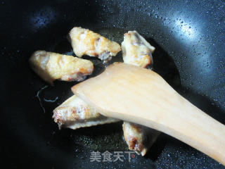 牛肉丸中翅烧鱿鱼干的做法步骤：6