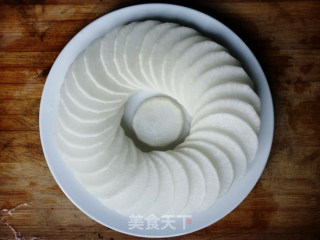 蚝油蒸萝卜的做法步骤：3