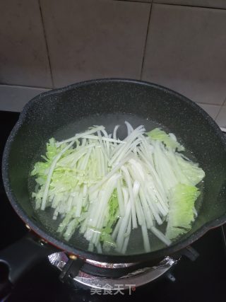 拌绍菜帮的做法步骤：4