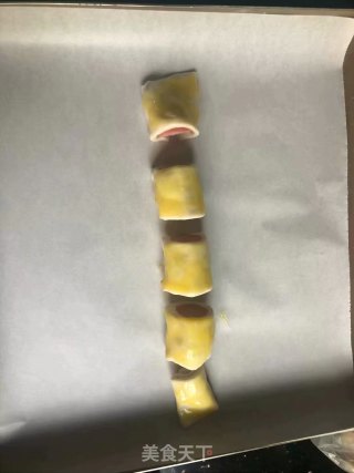 手抓饼香肠卷的做法步骤：5