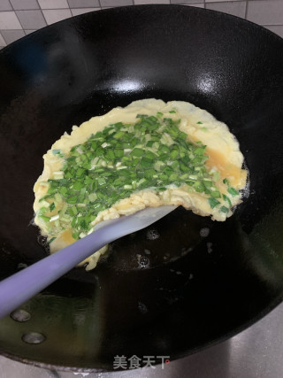 韭菜涨鸡蛋的做法步骤：6
