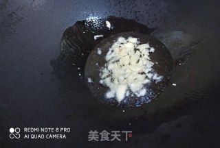 青蒜炒鸭肠的做法步骤：3