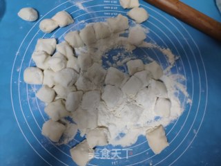 芹菜水饺的做法步骤：7