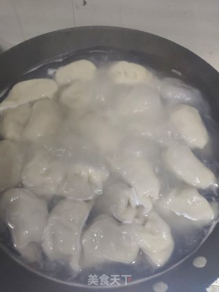 芹菜水饺的做法步骤：11