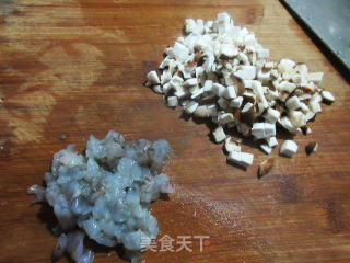 双鲜豆腐酿灯椒的做法步骤：2