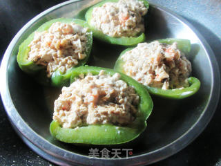双鲜豆腐酿灯椒的做法步骤：11