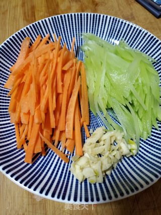 小炒双丝的做法步骤：1