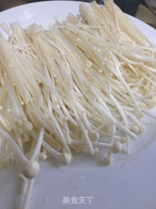 蒜蓉蒸小龙虾的做法步骤：2