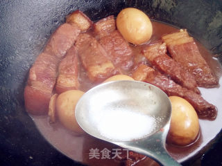 红烧肉熏蛋的做法步骤：12