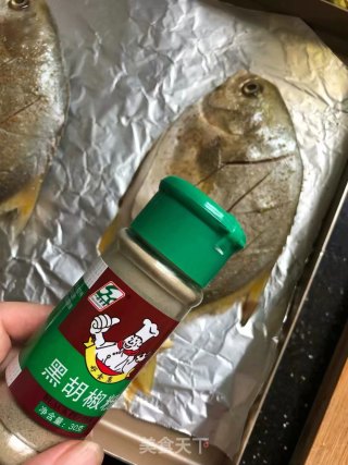 辣烤金鲳鱼的做法步骤：6