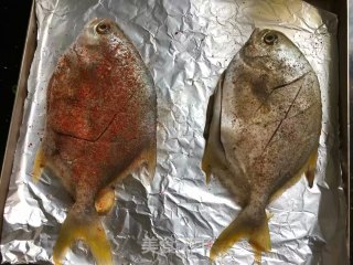辣烤金鲳鱼的做法步骤：8