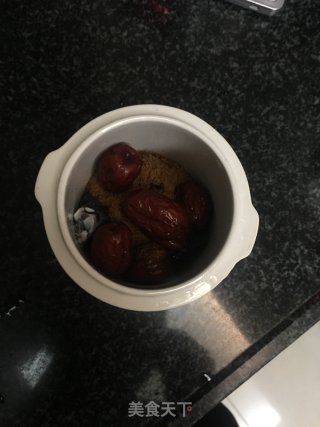 红枣乌鸡炖阿胶的做法步骤：5