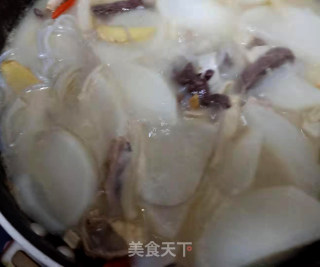 冬天进补正当时，家庭版牛杂萝卜，汤汁浓郁，营养价值高的做法步骤：6