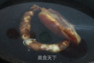 腊肉丁炒青豆的做法步骤：1