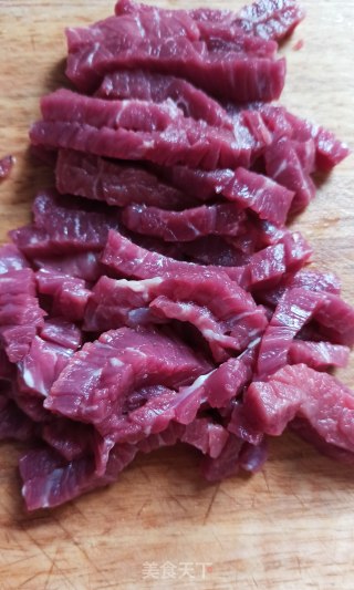 牛肉小酥肉的做法步骤：2