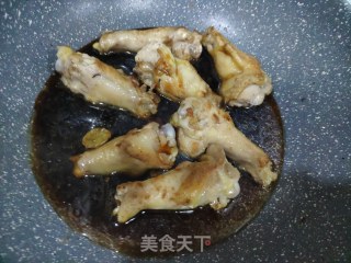 红烧鸡翅根的做法步骤：7