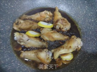 红烧鸡翅根的做法步骤：8