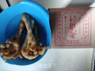 卤鸡爪的做法步骤：2