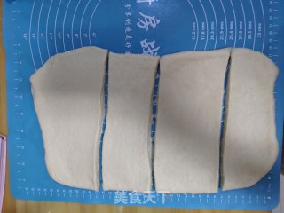椰蓉面包的做法步骤：9