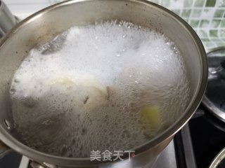 上海红烧肉的做法步骤：2
