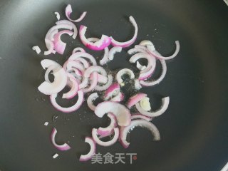 香菇炒饭的做法步骤：5