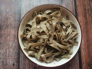 素烧黑豆皮的做法步骤：3