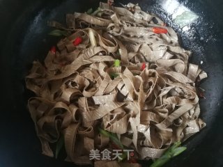 素烧黑豆皮的做法步骤：7
