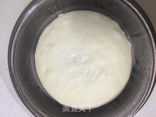 素三鲜韭菜盒子的做法步骤：2