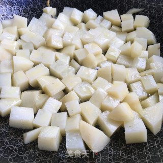 孜然香辣黄金丁的做法步骤：4