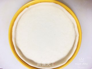广味香肠披萨的做法步骤：7