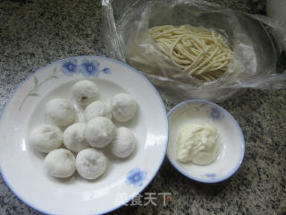 金线鱼丸的做法步骤：1