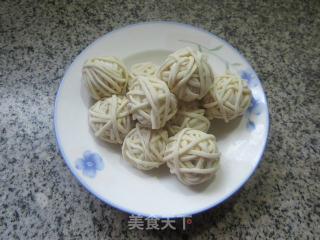 金线鱼丸的做法步骤：2