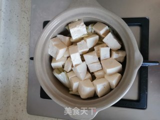 豆腐香辣白菜煲的做法步骤：5