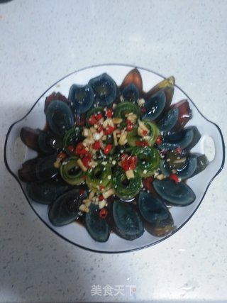 凉拌皮蛋的做法步骤：6