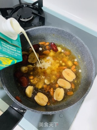 桃胶牛奶的做法步骤：5