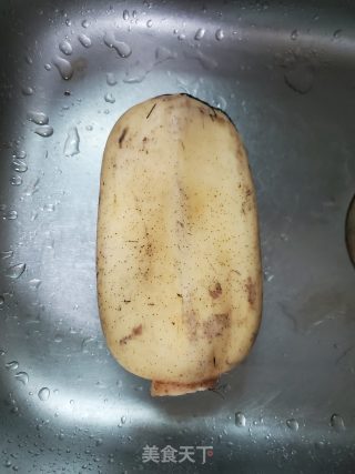 马蹄莲藕煲猪脷的做法步骤：2
