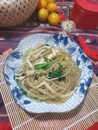 绿豆芽韭菜炒粉条的做法步骤：12