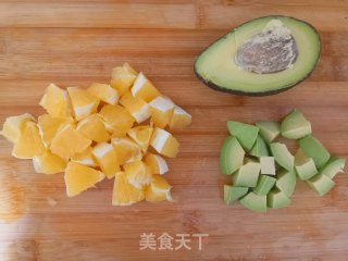 牛油果沙拉的做法步骤：4